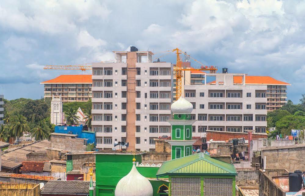 Metro City Hotel Коломбо Екстер'єр фото