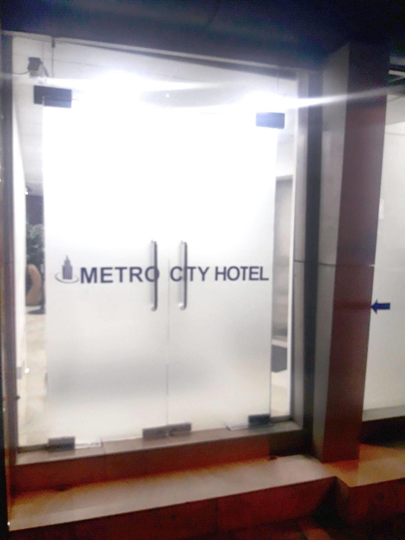 Metro City Hotel Коломбо Екстер'єр фото