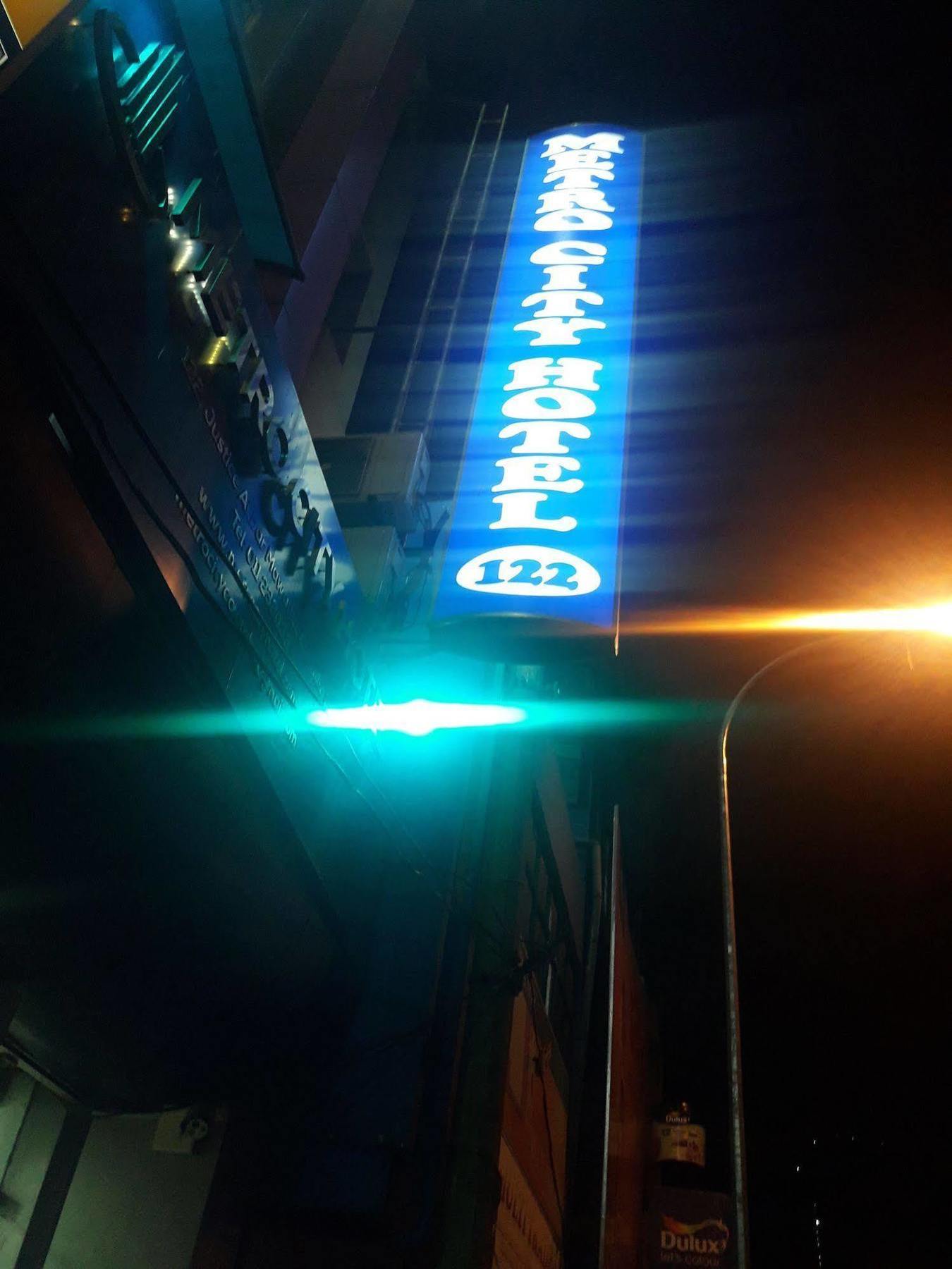 Metro City Hotel Коломбо Екстер'єр фото