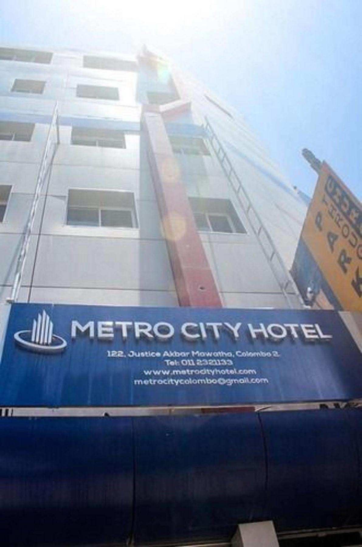 Metro City Hotel Коломбо Екстер'єр фото