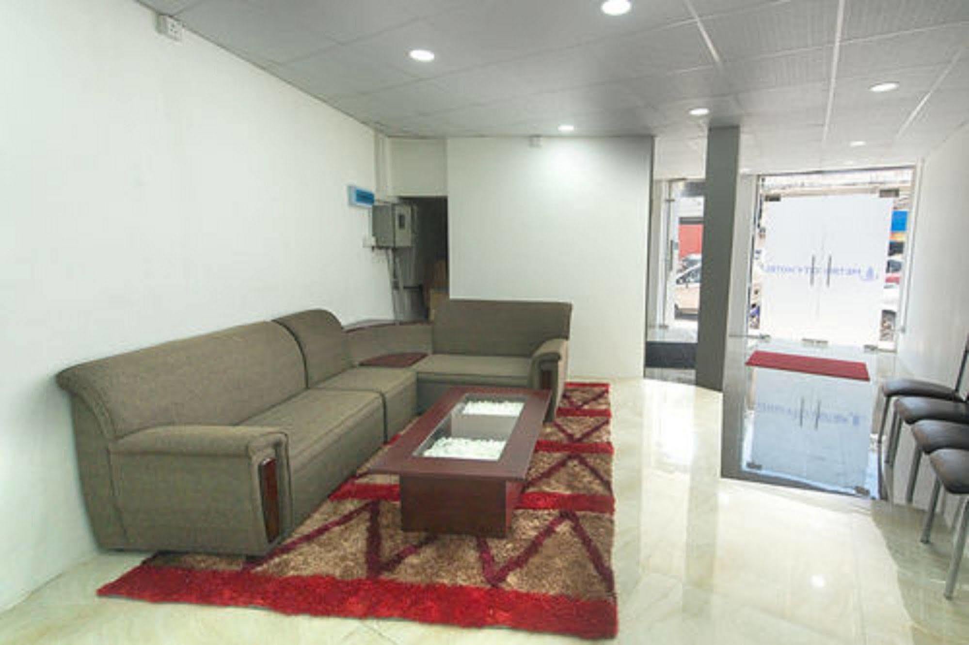 Metro City Hotel Коломбо Екстер'єр фото